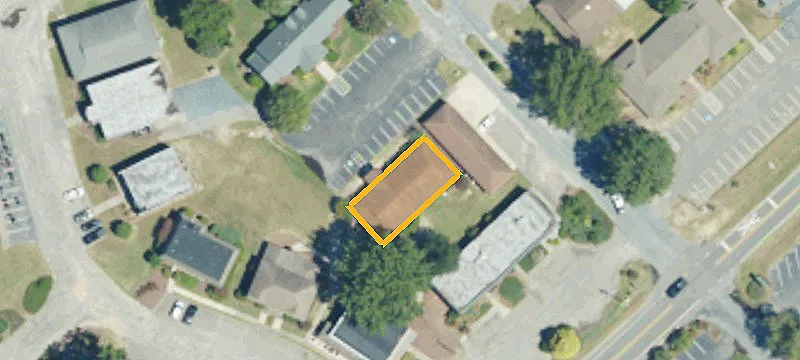 105 7th Lks Ct