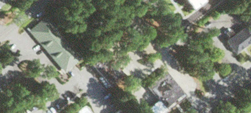 600 Broad St