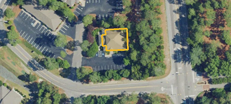 10 Memorial Dr