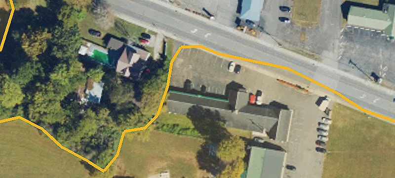 446 Main St