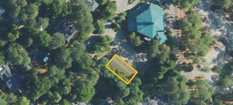 77 Cherokee Rd