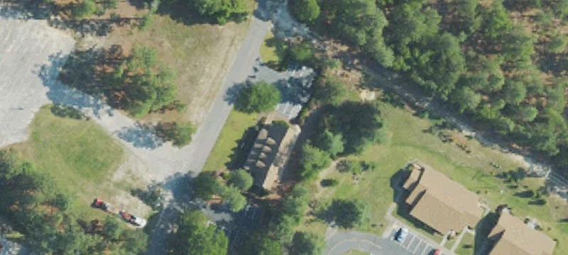 40 Parker Ln