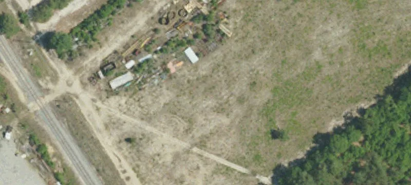 895 Airport Rd