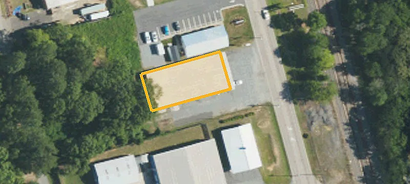 1224 Main St