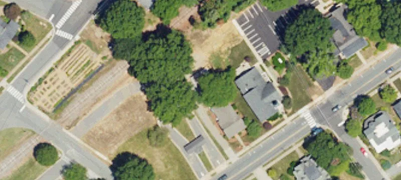 310 Main St