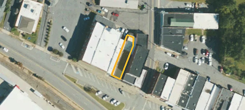 7 Main St