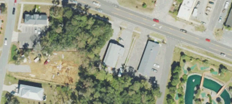 6235 Oak Is Dr