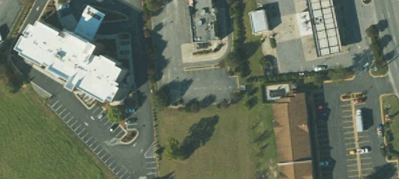 912 Moye Blvd