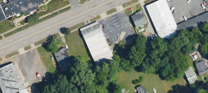 1401 Salisbury Ave