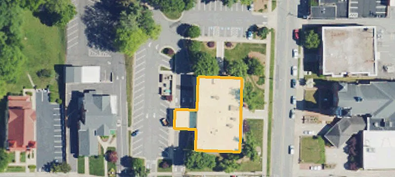 202 Main St