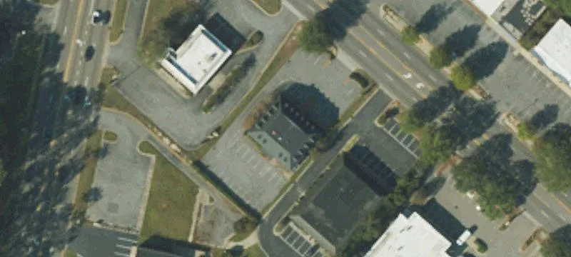 102 Arlington Blvd