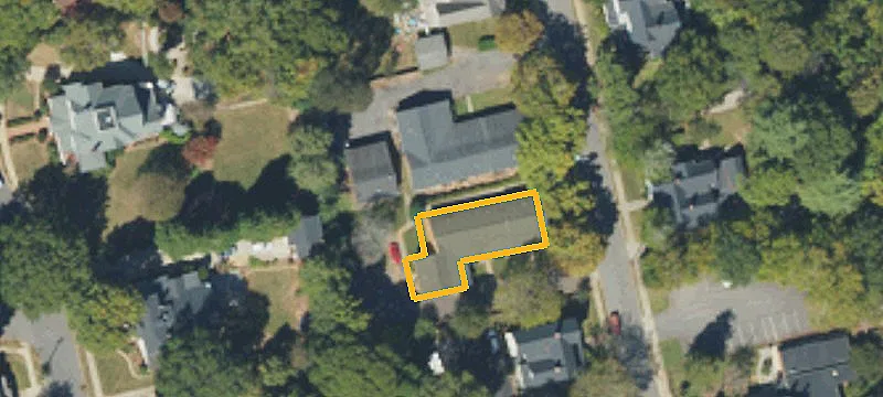 221 Kelly St