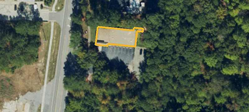 1050 Main St