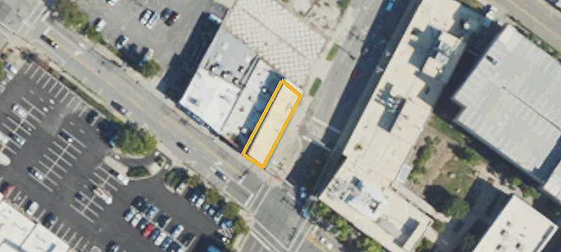 800 Main St