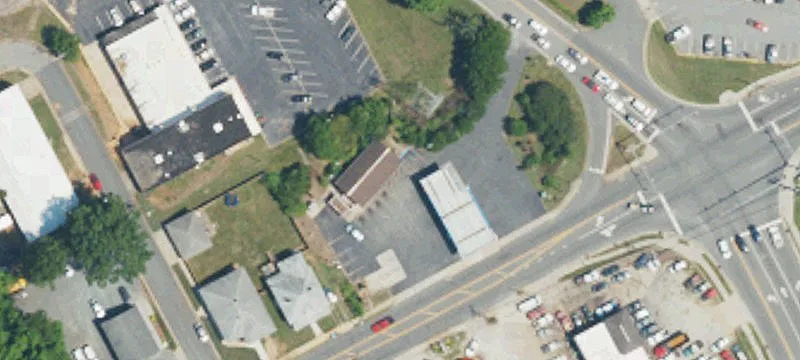 1600 Main St
