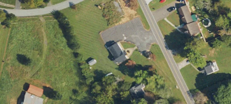 1099 Red Brush Rd