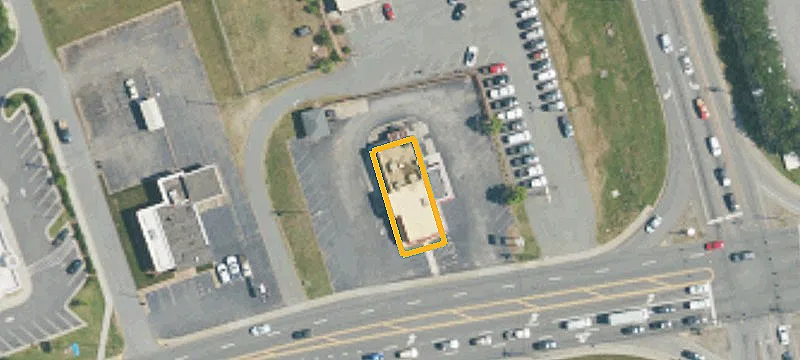 1215 Main St