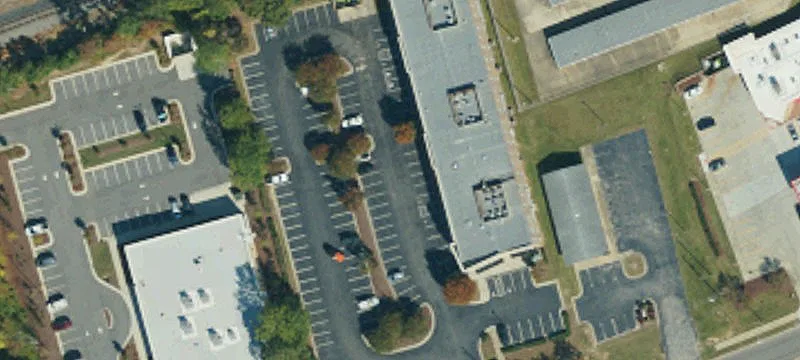 1625 Main St