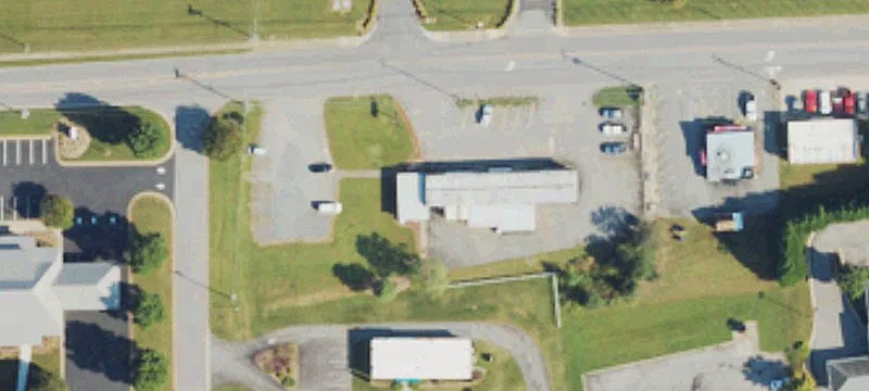 560 Main St