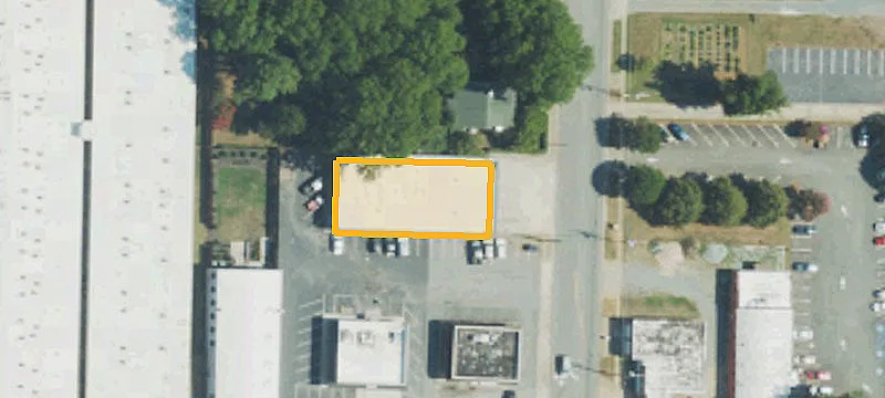 206 Maple St