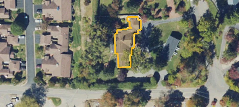 142 Country Clb Dr