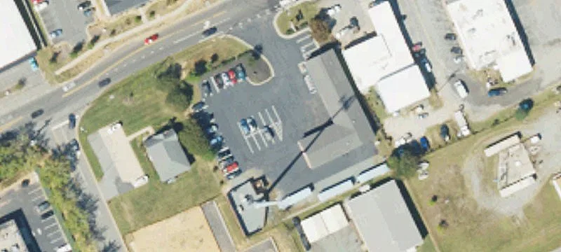 1037 Main St
