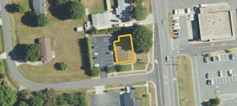 6608 Roberta Rd