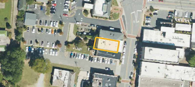 33 Main St