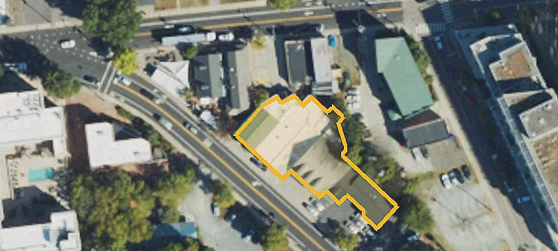 405 Main St