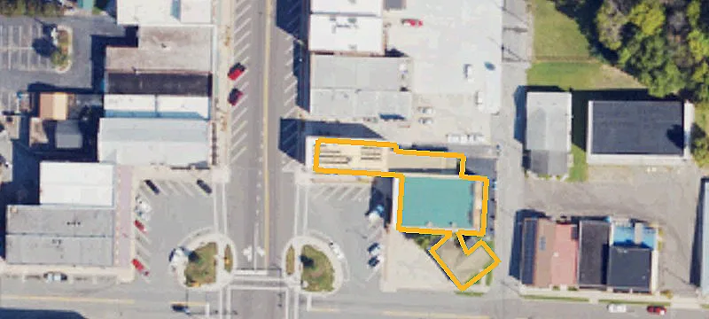 100 Main St