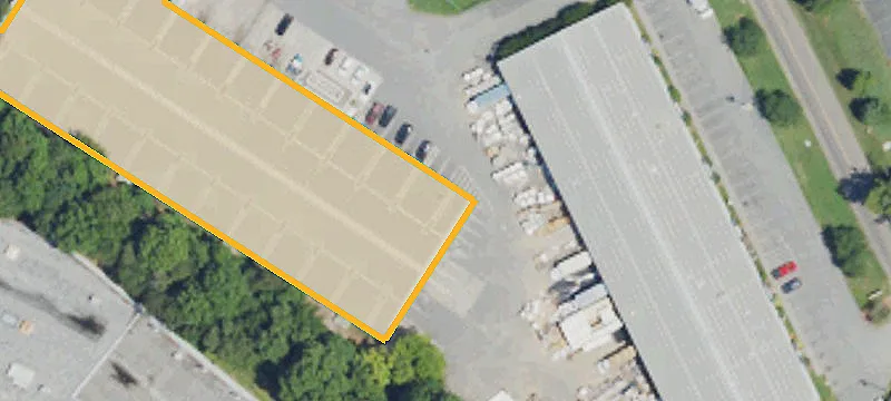 140 Cloverleaf Dr