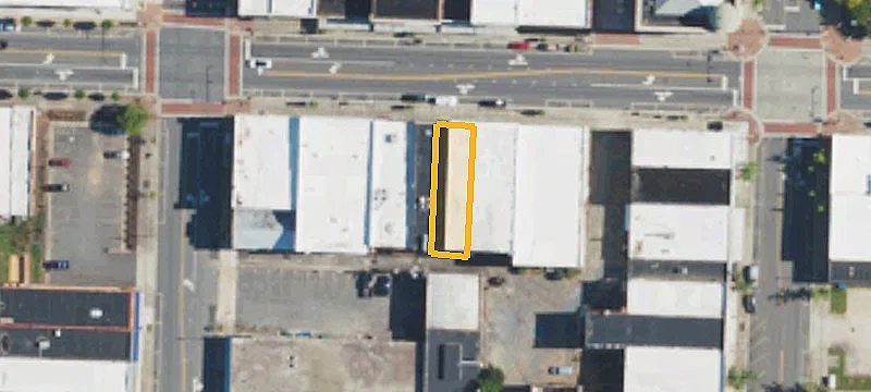 135 Main St
