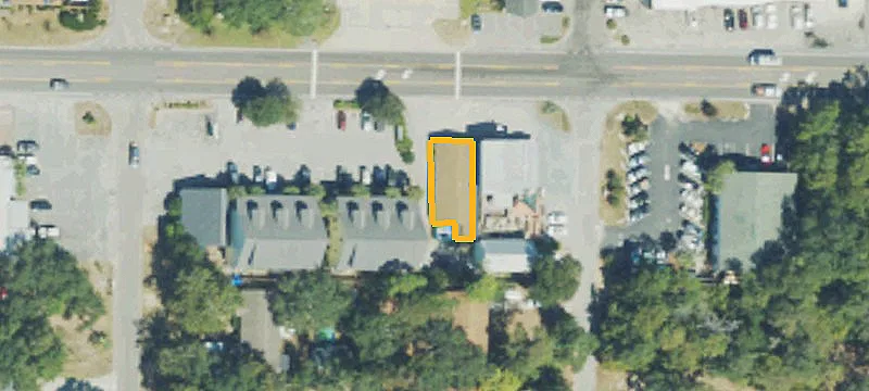 8517 Oak Is Dr