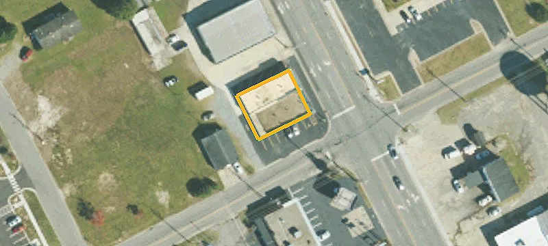 2202 Main St