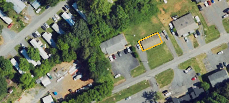 1955 Lakeview Rd