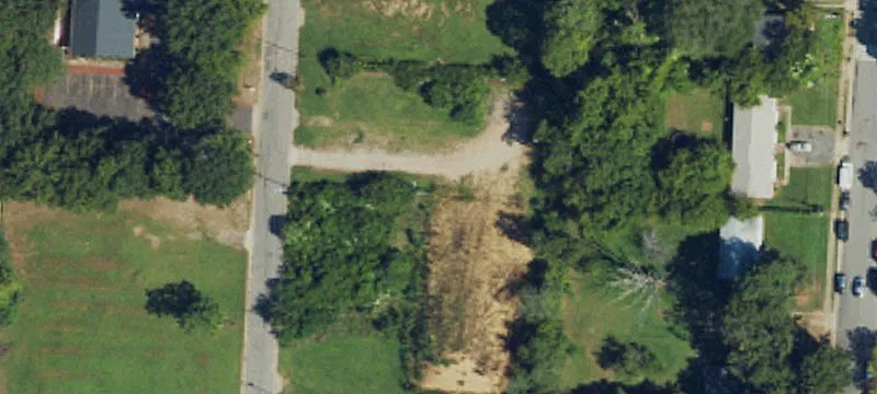 1421 Sawyer Rd