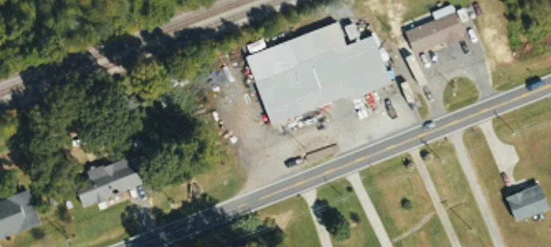 1445 Main St