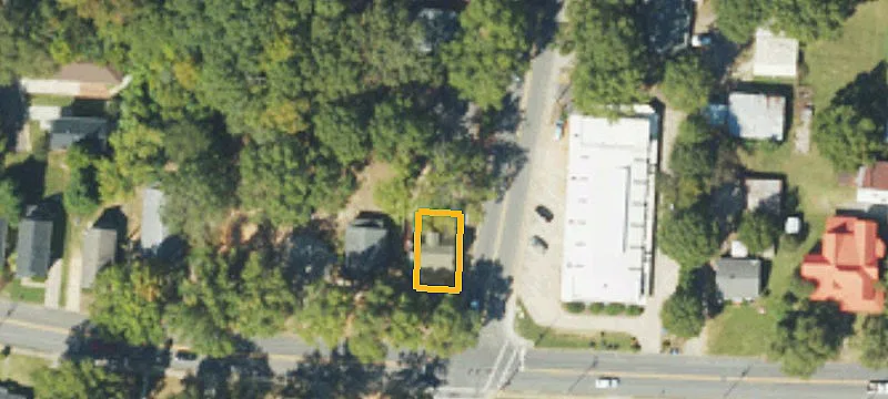 552 Iredell Ave