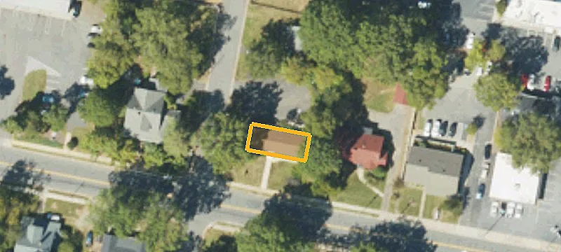 502 Ctr Ave