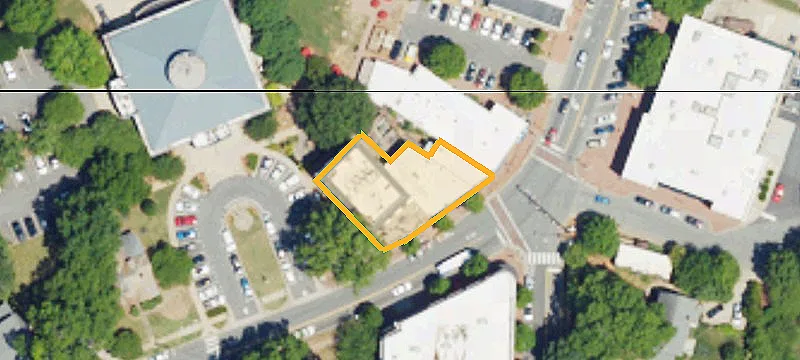 206 Main St