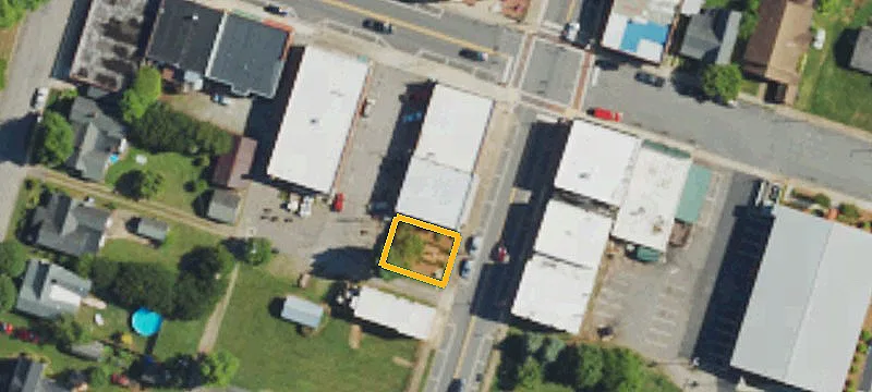 102 2nd Ave