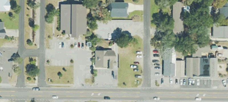 8212 Oak Is Dr