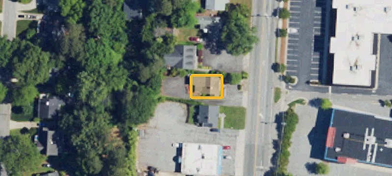 2107 Elm St