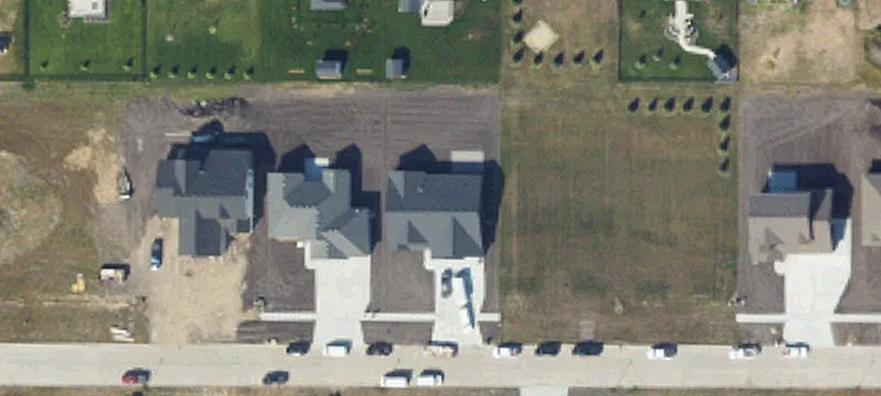 5933 Sylvia Cir