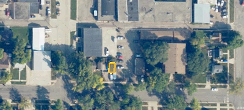 212 1st E Ave