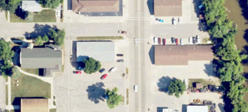 702 Main St