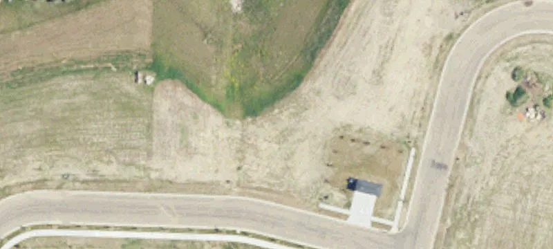 4042 Vly Dr