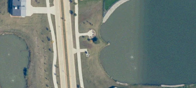 3025 4th E Lk