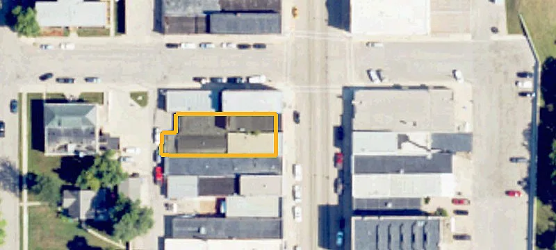 406 Main St