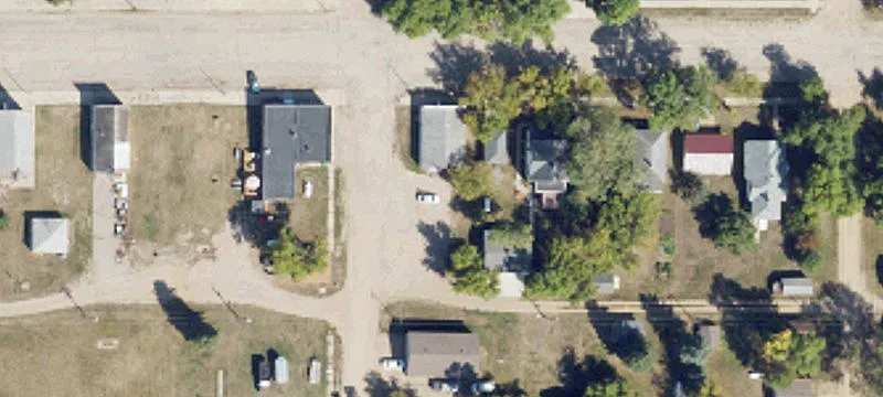 300 Main St
